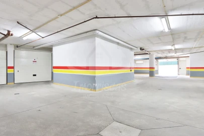 Apartamento T4 para Venda em Santo Antão e São Julião do Tojal