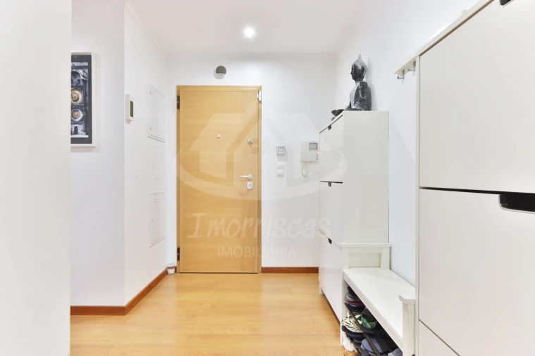 Apartamento T4 para Venda em Santo Antão e São Julião do Tojal Foto 26