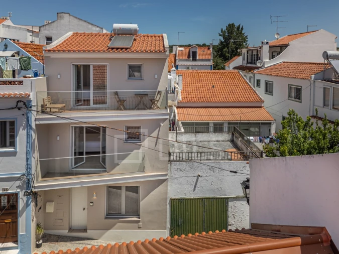 Moradia T2 para Venda em Santa Maria do Castelo e Santiago e Santa Susana