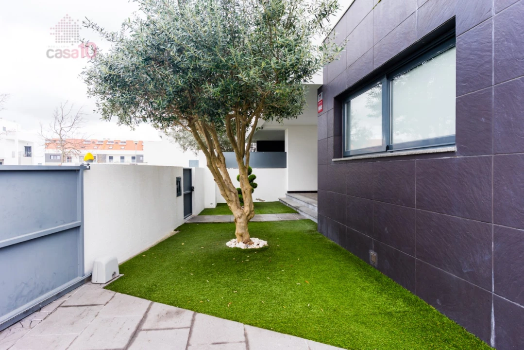 Moradia T3 para Arrendamento em Samouco Foto 45