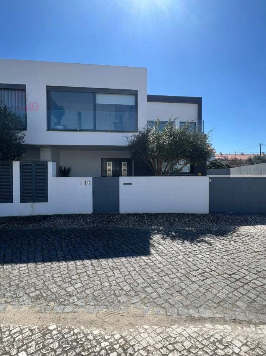 Moradia T3 para Arrendamento em Samouco