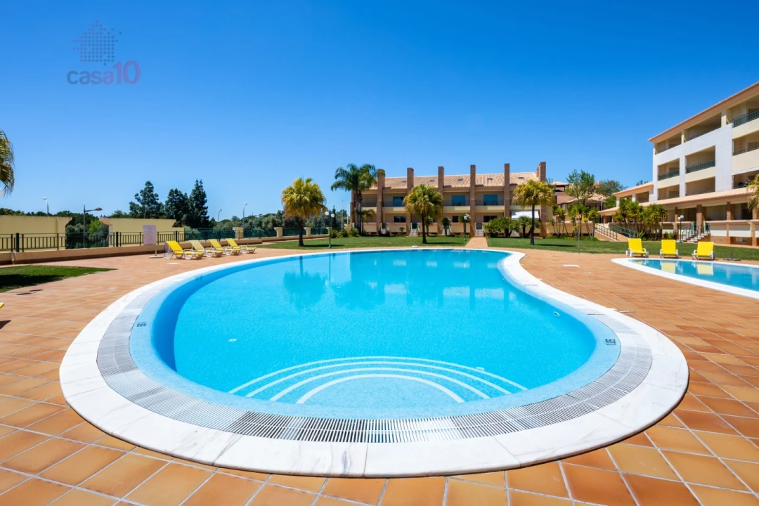 Apartamento T1 para Venda em Quarteira Foto 5