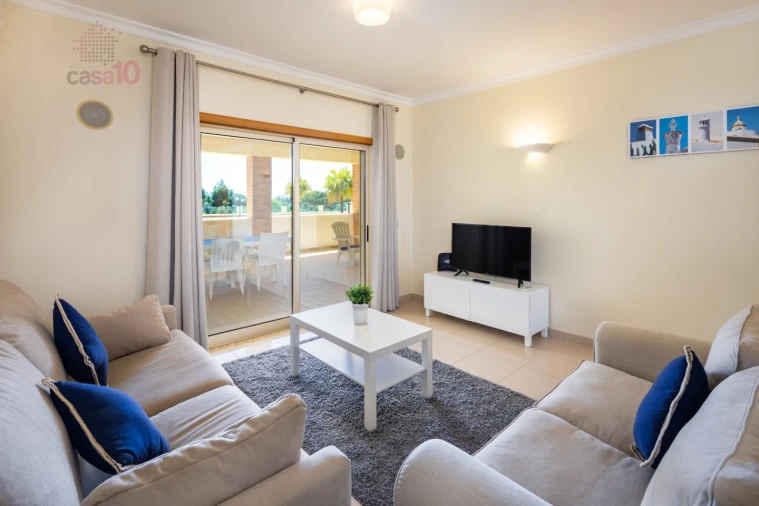 Apartamento T1 para Venda em Quarteira Foto 7