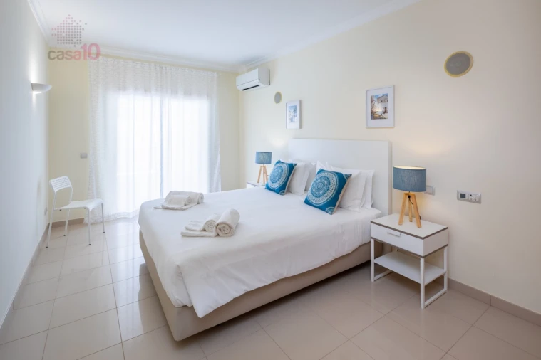 Apartamento T1 para Venda em Quarteira Foto 10