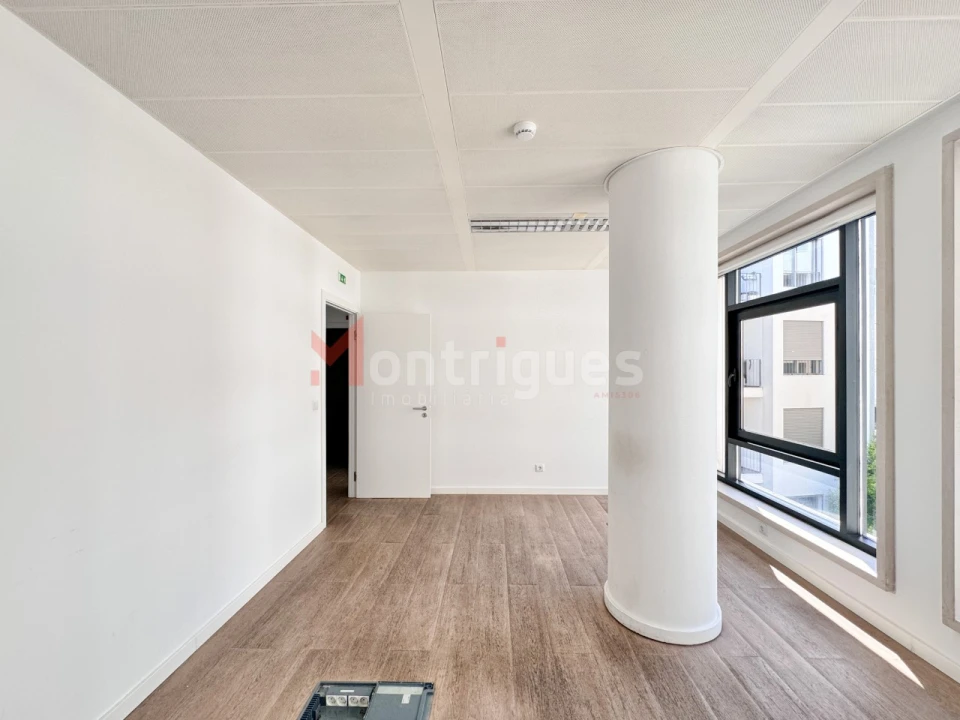 Escritório para Arrendamento em Avenidas Novas Foto 26