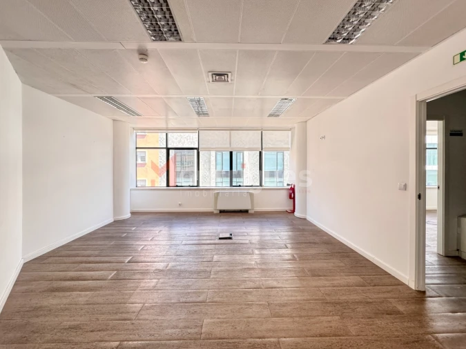 Escritório para Arrendamento em Avenidas Novas Foto 12