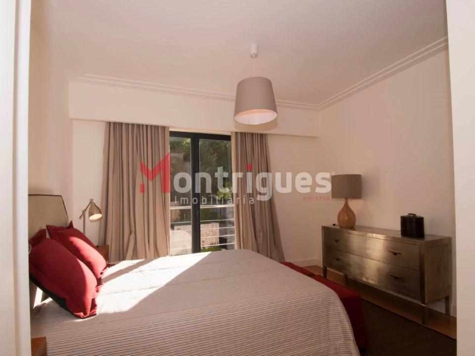 Apartamento T3 para Arrendamento em Benfica Foto 8