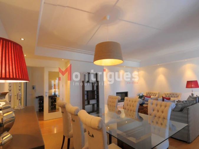 Apartamento T3 para Arrendamento em Benfica Foto 2