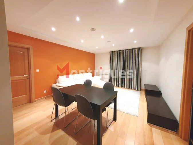 Apartamento T1 para Arrendamento em Parque das Nações Foto 6