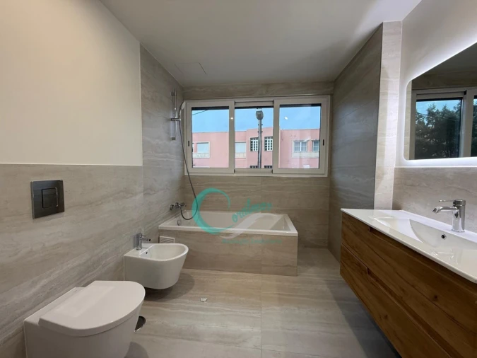 Apartamento T2 para Venda em Santa Clara Foto 4