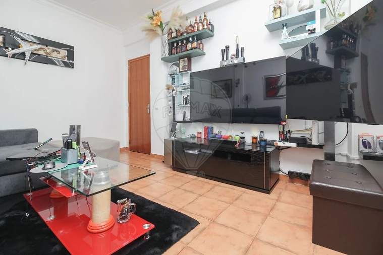 Apartamento T1 para Venda em Alhandra, São João dos Montes e Calhandriz Foto 4