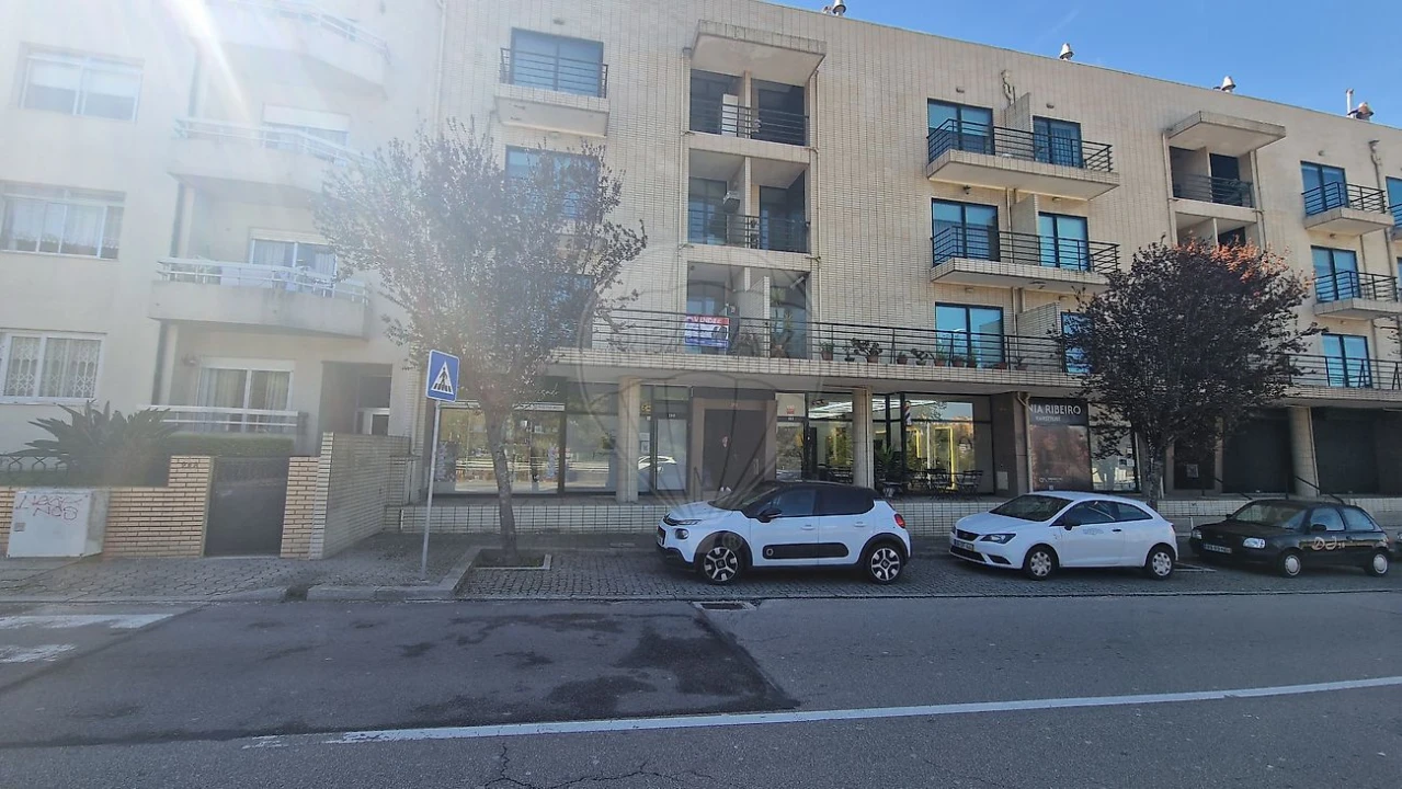 Apartamento T2 para Venda em Mafamude e Vilar do Paraíso Foto 8