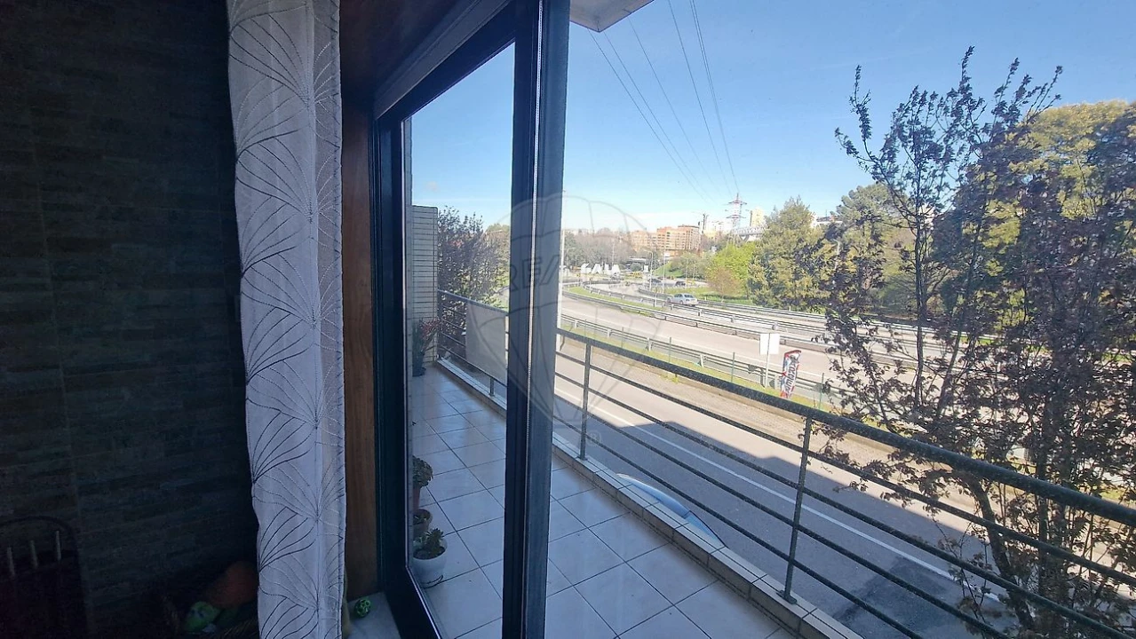 Apartamento T2 para Venda em Mafamude e Vilar do Paraíso Foto 24