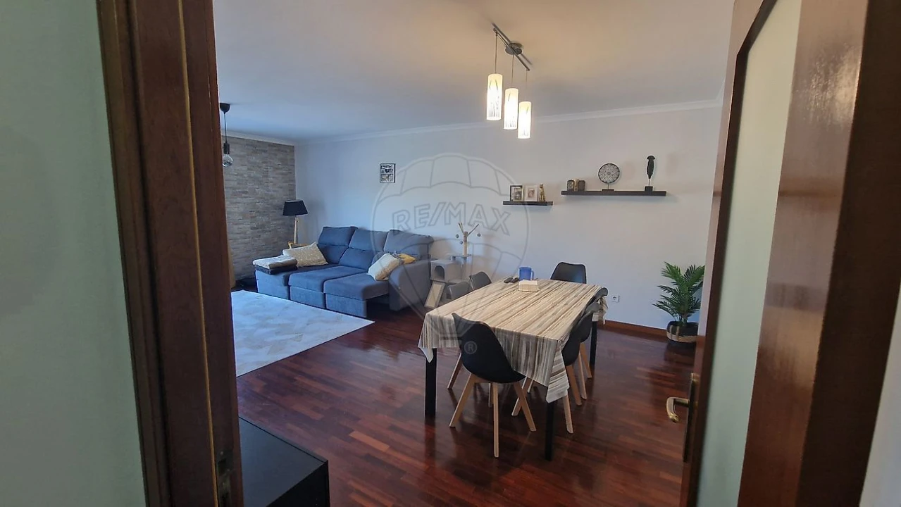 Apartamento T2 para Venda em Mafamude e Vilar do Paraíso Foto 19