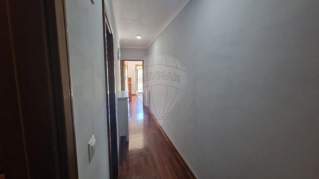 Apartamento T2 para Venda em Mafamude e Vilar do Paraíso Foto 6