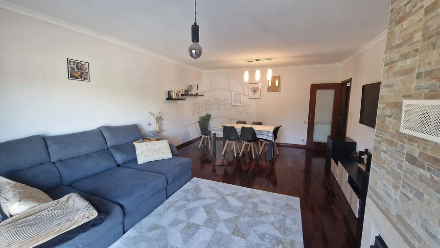 Apartamento T2 para Venda em Mafamude e Vilar do Paraíso Foto 15