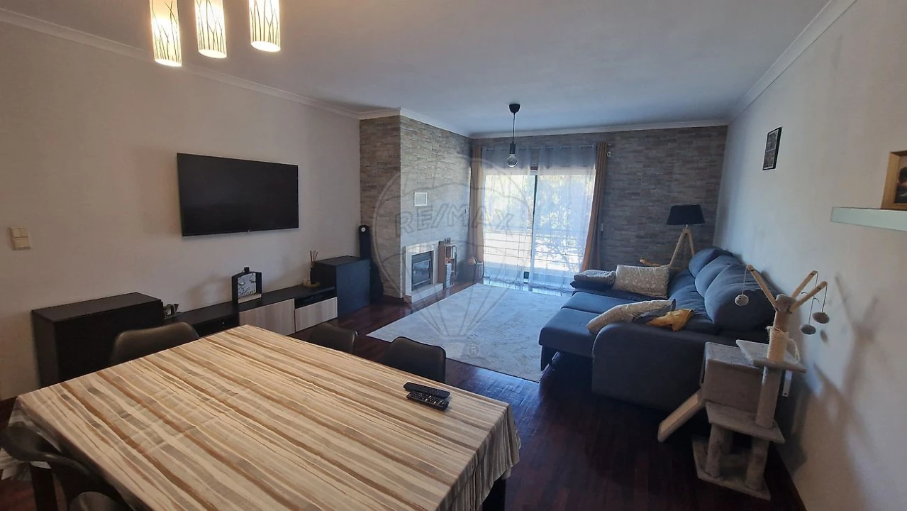 Apartamento T2 para Venda em Mafamude e Vilar do Paraíso Foto 21