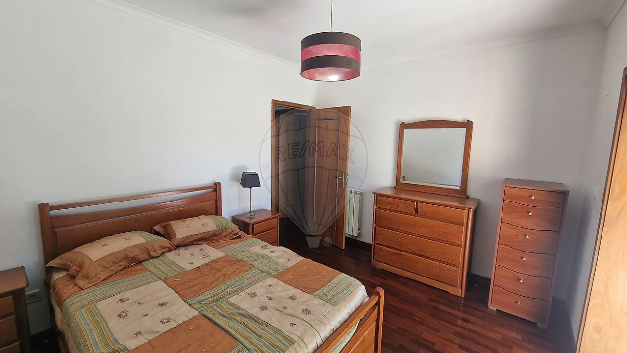 Apartamento T2 para Venda em Mafamude e Vilar do Paraíso Foto 17