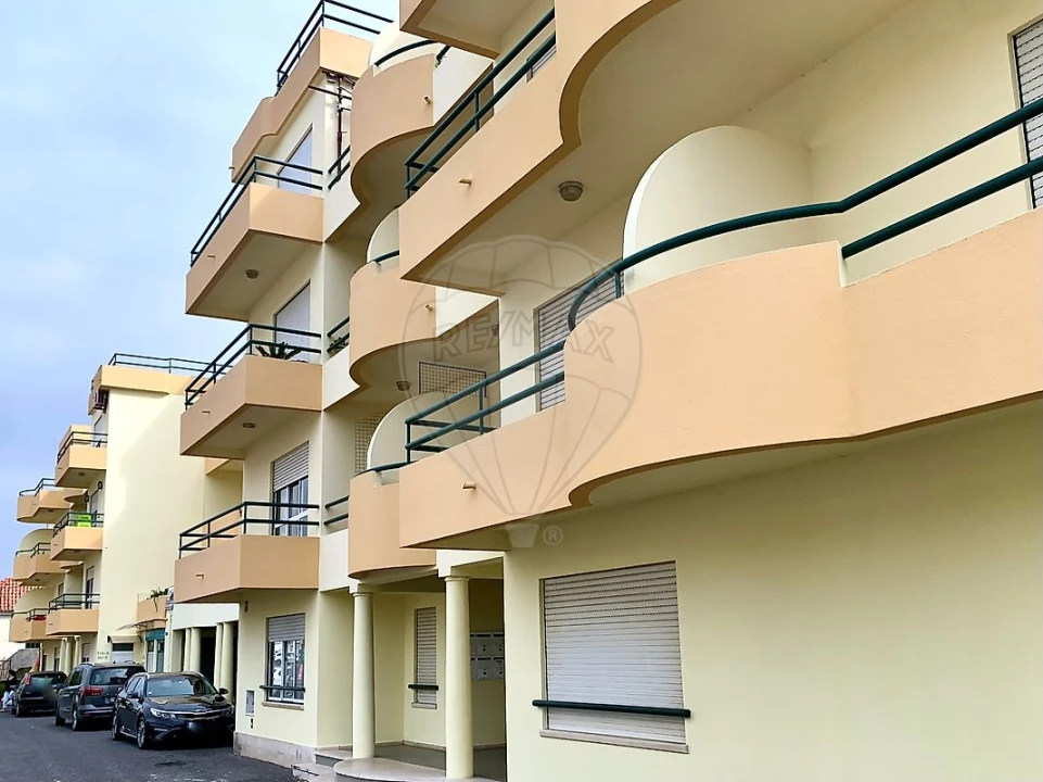 Apartamento T2 para Venda em Malveira e São Miguel de Alcainça Foto 1