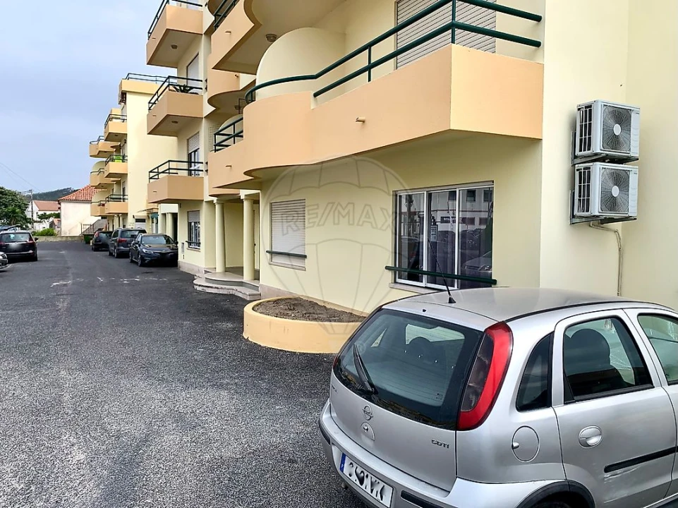 Apartamento T2 para Venda em Malveira e São Miguel de Alcainça Foto 2