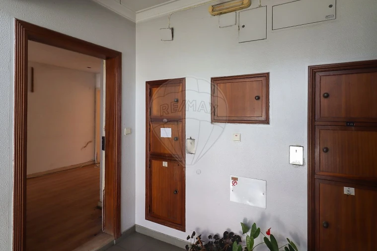 Apartamento T2 para Venda em Malveira e São Miguel de Alcainça Foto 5