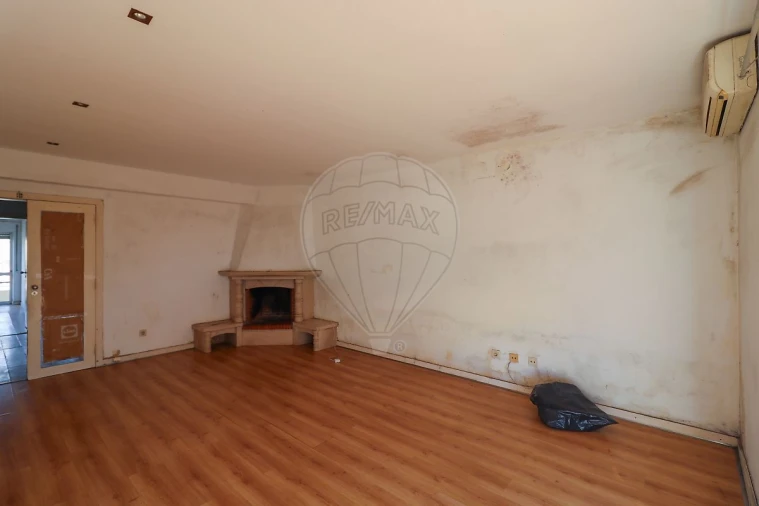 Apartamento T2 para Venda em Malveira e São Miguel de Alcainça Foto 6