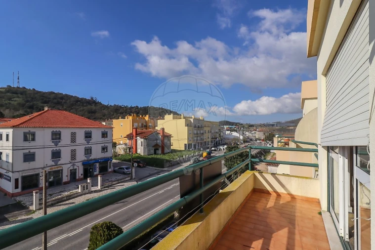 Apartamento T2 para Venda em Malveira e São Miguel de Alcainça Foto 9