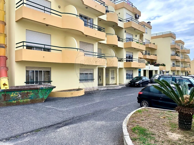 Apartamento T2 para Venda em Malveira e São Miguel de Alcainça Foto 7