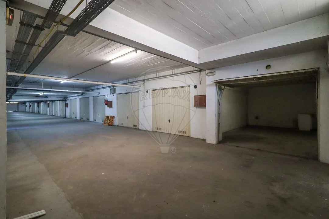 Apartamento T2 para Venda em Malveira e São Miguel de Alcainça Foto 29