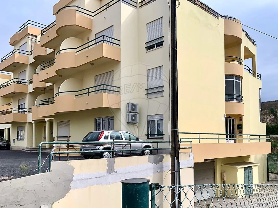 Apartamento T2 para Venda em Malveira e São Miguel de Alcainça Foto 3