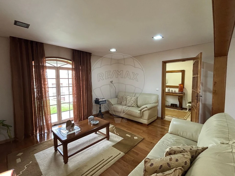 Moradia T3 para Venda em Valega Foto 9