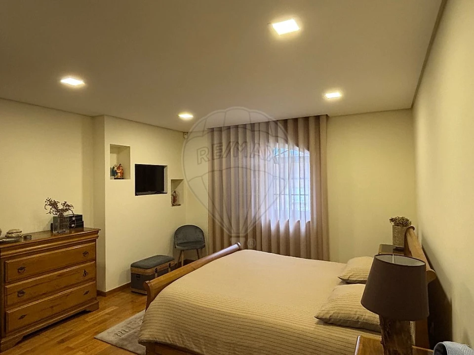 Moradia T3 para Venda em Valega Foto 17