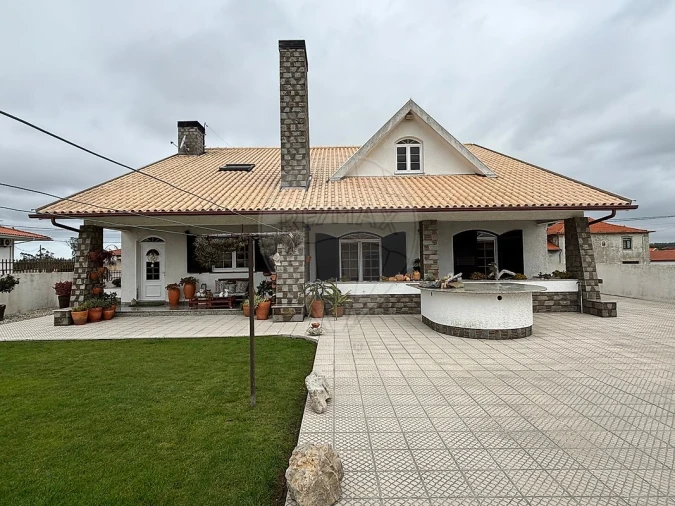 Moradia T3 para Venda em Valega Foto 36