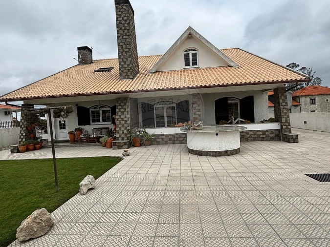 Moradia T3 para Venda em Valega Foto 34