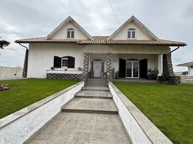 Moradia T3 para Venda em Valega Foto 2