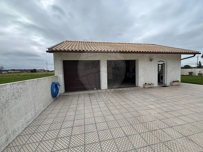 Moradia T3 para Venda em Valega Foto 32