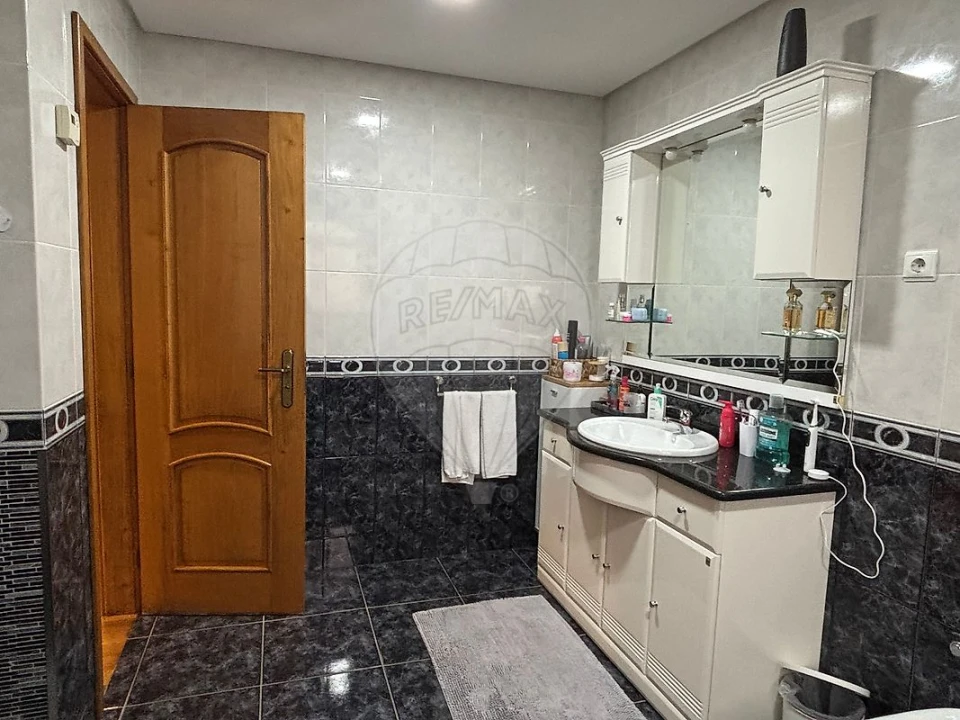 Moradia T3 para Venda em Valega Foto 27