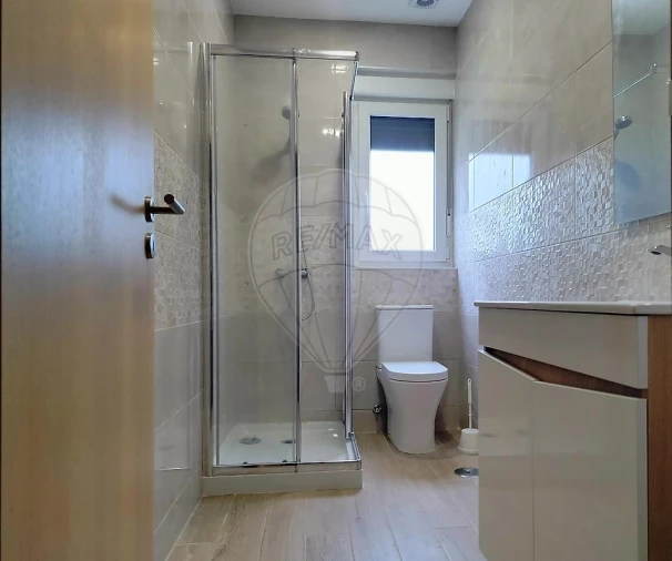 Moradia T3 para Arrendamento em Requeixo, Nossa Senhora de Fátima e Nariz Foto 29