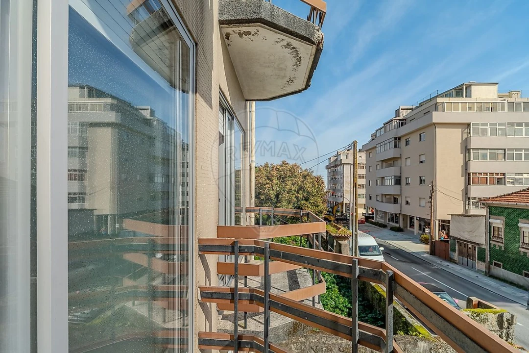 Apartamento T2 para Venda em Custóias, Leça do Balio e Guifões Foto 13