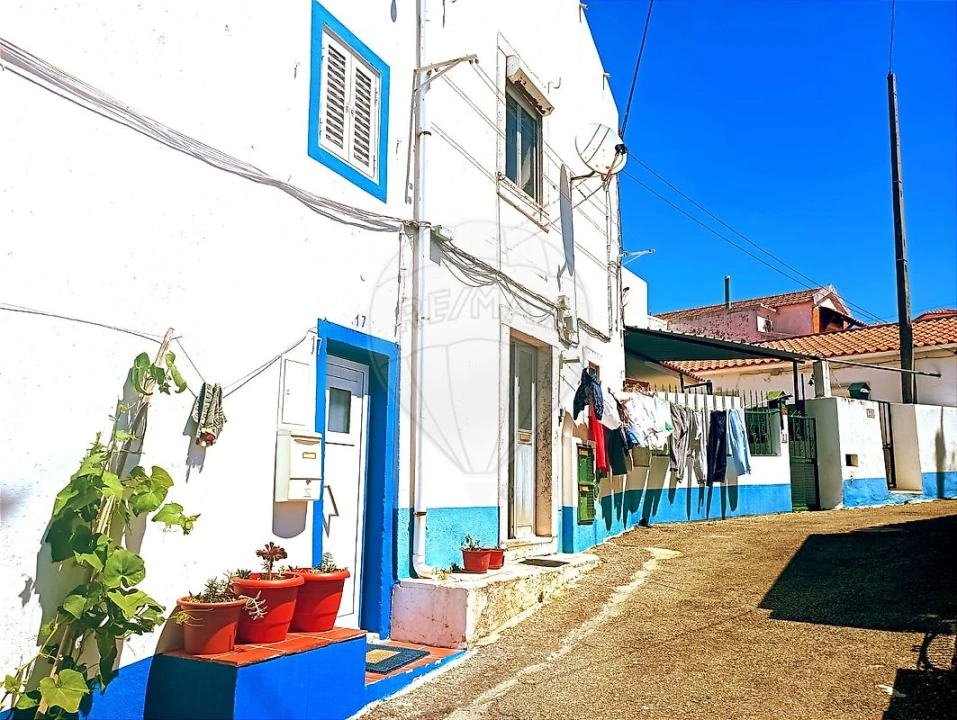 Moradia T1 para Venda em Almargem do Bispo, Pêro Pinheiro e Montelavar Foto 3