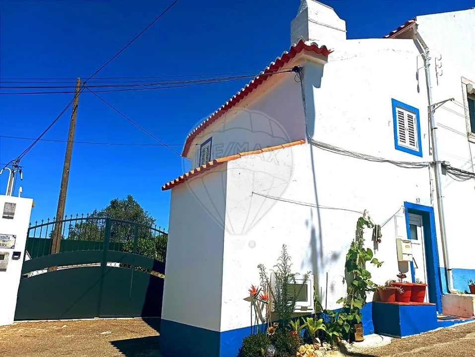 Moradia T1 para Venda em Almargem do Bispo, Pêro Pinheiro e Montelavar Foto 4