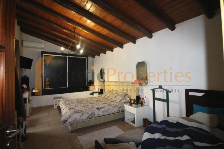 Moradia T4 para Venda em São Brás de Alportel Foto 10