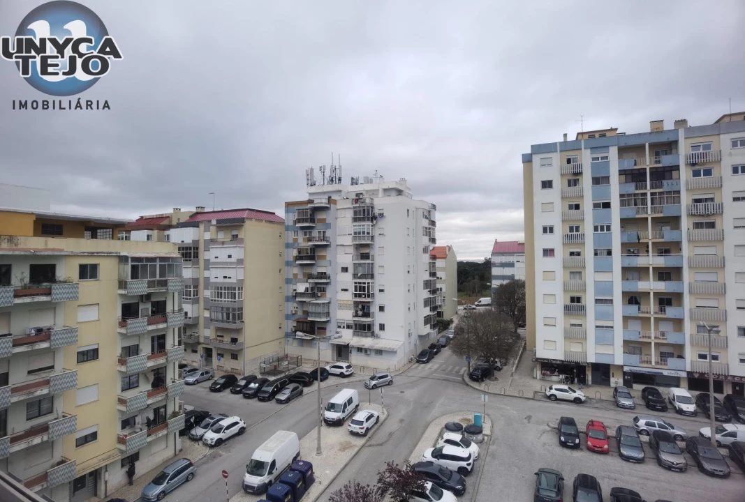 Apartamento T2 para Venda em Laranjeiro e Feijó Foto 6