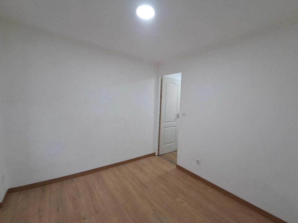 Moradia T2 para Venda em Loures Foto 7