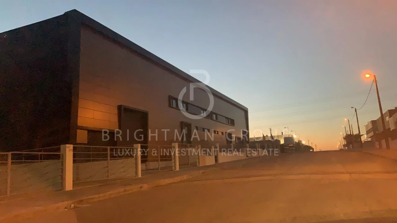 Armazém para Venda em Grijó e Sermonde Foto 1