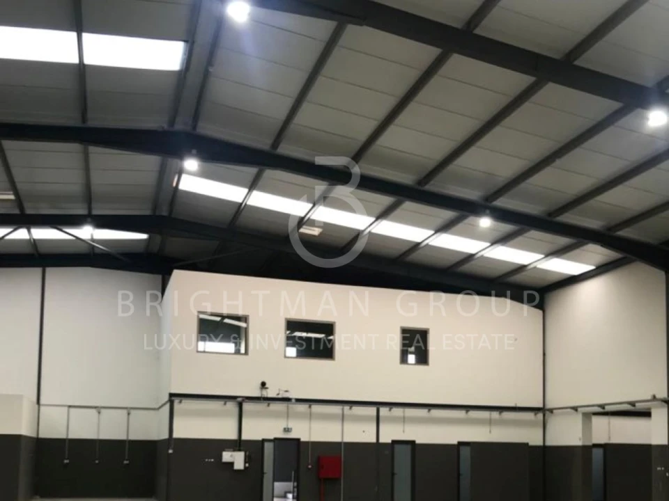 Armazém para Venda em Grijó e Sermonde Foto 14