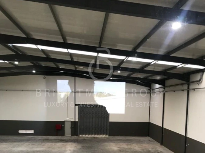 Armazém para Venda em Grijó e Sermonde Foto 7