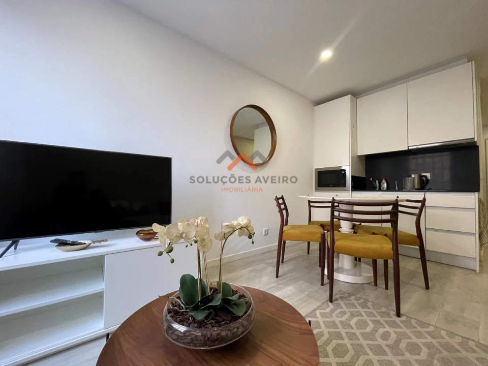 Apartamento T1 para Venda em Glória e Vera Cruz Foto 5