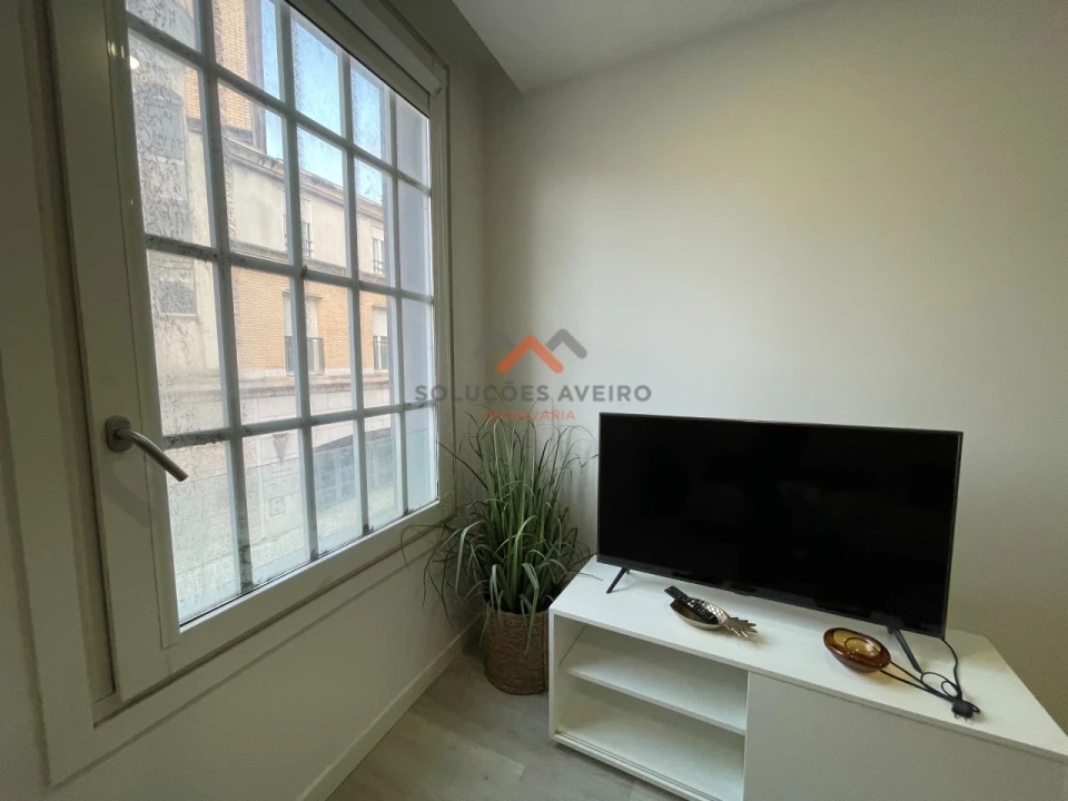 Apartamento T1 para Venda em Glória e Vera Cruz Foto 6