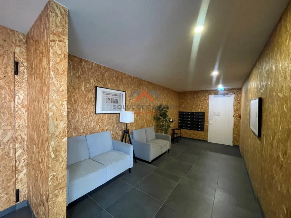 Apartamento T1 para Venda em Glória e Vera Cruz Foto 19